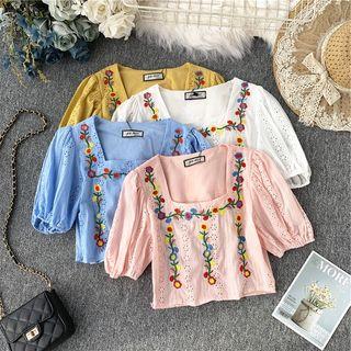 Floral Embroidered Puff-sleeve Cropped Blouse