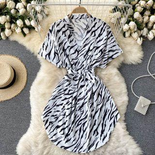 V-neck Zebra Print Short-sleeve Dress