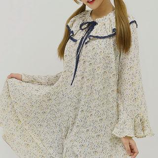 Capelet Floral Accordion-pleat Dress