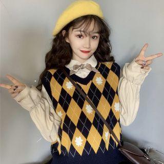 Bow Shirt / Argyle Print Knit Vest