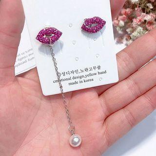 Non-matching Rhinestone Lips Faux Pearl Dangle Earring