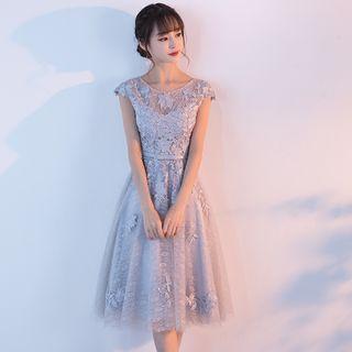 Cap-sleeve Lace A-line Wedding Dress
