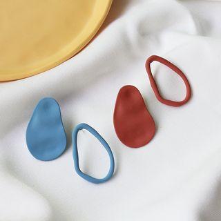 Non-matching Irregular Dangle Earring