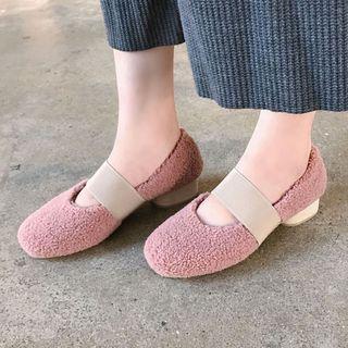 Elastic Strap Pumps