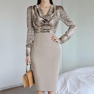 Long-sleeve Snake-print Top / Midi Fitted Skirt
