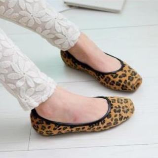 Leopard-print Flats