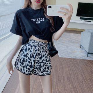 Short-sleeve Lettering T-shirt / Leopard Print Shorts