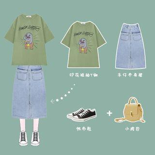 Round Collar Printed Short-sleeved Top / Denim Skirt