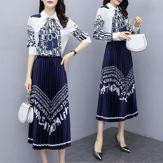 Set: Lettering Shirt + Midi Pleated Skirt