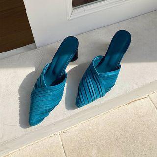 Pleated Cylinder-heel Mules