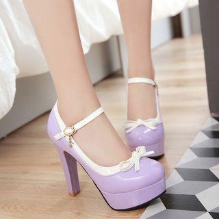 Bow Mary Jane Patent Pumps