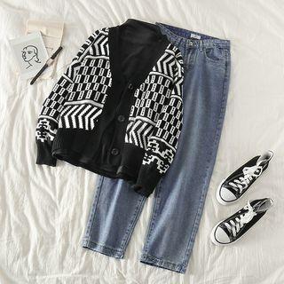Color-block Loose-fit Cardigan / Slim-fit Jeans