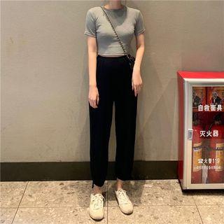 Short-sleeve Crop T-shirt / Harem Pants