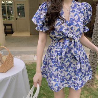 Short-sleeve Floral Print Bow Back A-line Dress