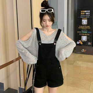 Off-shoulder V-neck Long-sleeve Plain T-shirt / Plain Jumper Shorts