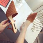 Pointed-toe High Heel Knit Mules