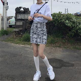 Short-sleeve Cartoon Print T-shirt / Floral Print Pencil Skirt