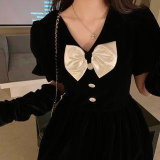Short-sleeve Ribbon Velvet Mini A-line Dress Black - One Size