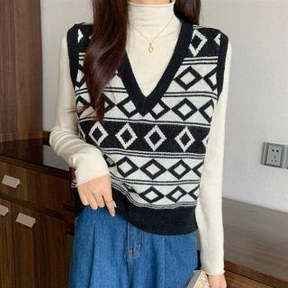 Pattern V-neck Sweater Vest / Mock Neck Knit Top