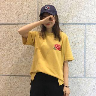 Loose-fit Round-neck Short-sleeve Rose Embroidered T-shirt