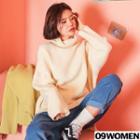 Turtleneck Over-fit Knit Top