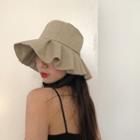 Plain Ruffle Trim Bucket Hat