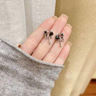 Irregular Heart Alloy Earring 1 Pair - Silver & Black - One Size