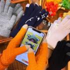 Touchscreen Knitted Gloves