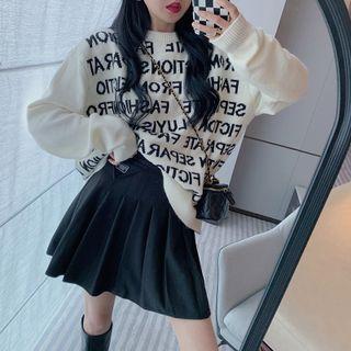 Lettering Sweater / Pleated Mini A-line Skirt