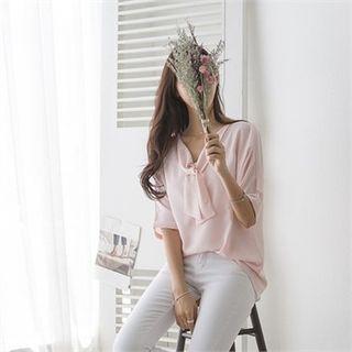 Tie-neck Cuff-sleeve Chiffon Blouse