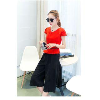 Set: Short-sleeve Top + Wide-leg Cropped Pants
