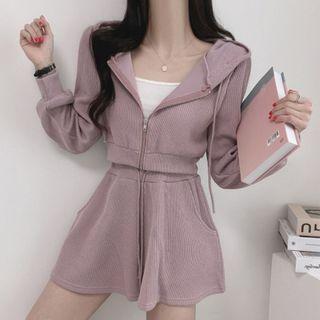 Long-sleeve Plain Jacket + High-waist Plain Shorts