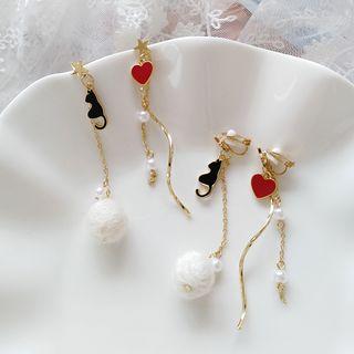 Non-matching Bobble Heart & Cat Faux Pearl Dangle Earring