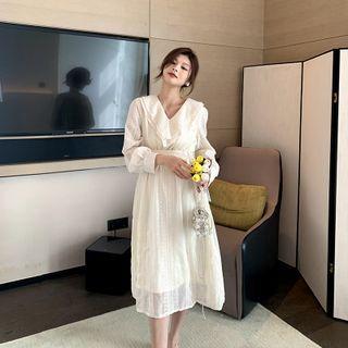 Flower Figure V-neck Long-sleeve Skirt