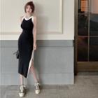 Contrasted Side-slit Sleeveless Midi Dress