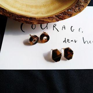 Acrylic Stud Earring / Clip-on Earring