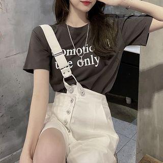 Short-sleeve Lettering Print T-shirt / One-shoulder Suspender Shorts