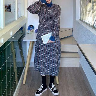 Long-sleeve Turtle Neck T-shirt / Floral Print Midi A-line Dress