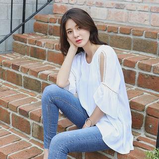 3/4-sleeve Slit-detail Lace-trim Frilled Top