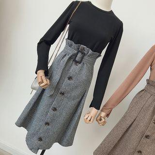 Set: Long-sleeve T-shirt + Houndstooth Buttoned A-line Skirt