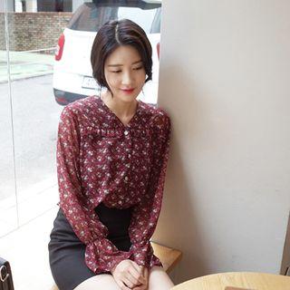 V-neck Long-sleeve Frill-trim Floral Blouse