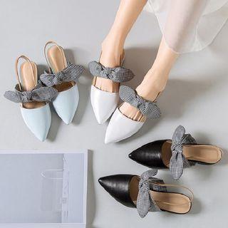 Genuine Leather Bow-accent Flat Sandals