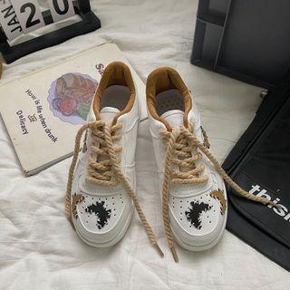 Applique Platform Lace-up Sneakers