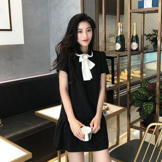 Short-sleeve Ribbon-neck A-line Dress