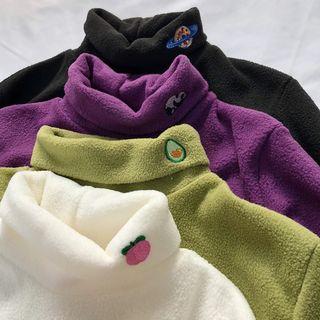 Embroidered Long-sleeve Turtleneck Fleece Top