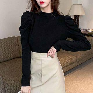 Long-sleeve Mock-neck Puffy Knit Top