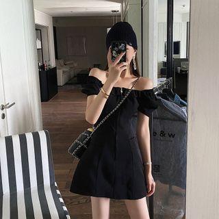 Short-sleeve Square-neck Zip Mini A-line Dress