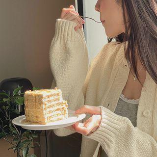 Dual-pocket Pastel Cardigan