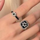 Set Of 2: Flower Ring Set Of 2 - 01 - 6482 - Silver - One Size