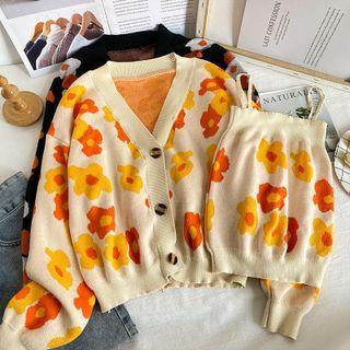 Printed Knit Camisole Top / V-neck Cardigan